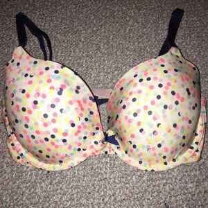 Victoria’s Secret Bra